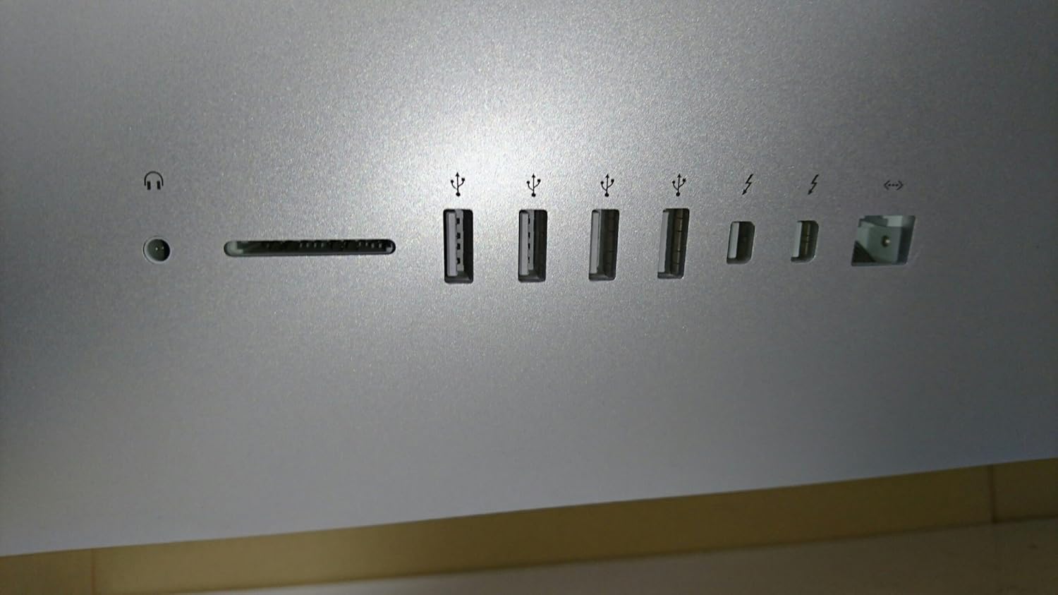 整備済みAPPLE iMac 27インチ 3.2GHz Quad Core i5 8GB 1TB NVIDIA GT 755M