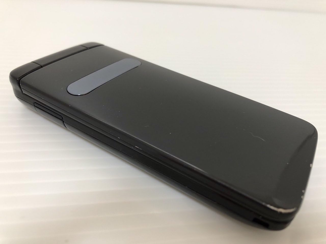 au GRATINA2 グラティーナツー ブラック KYOCERA製 スマートフォン