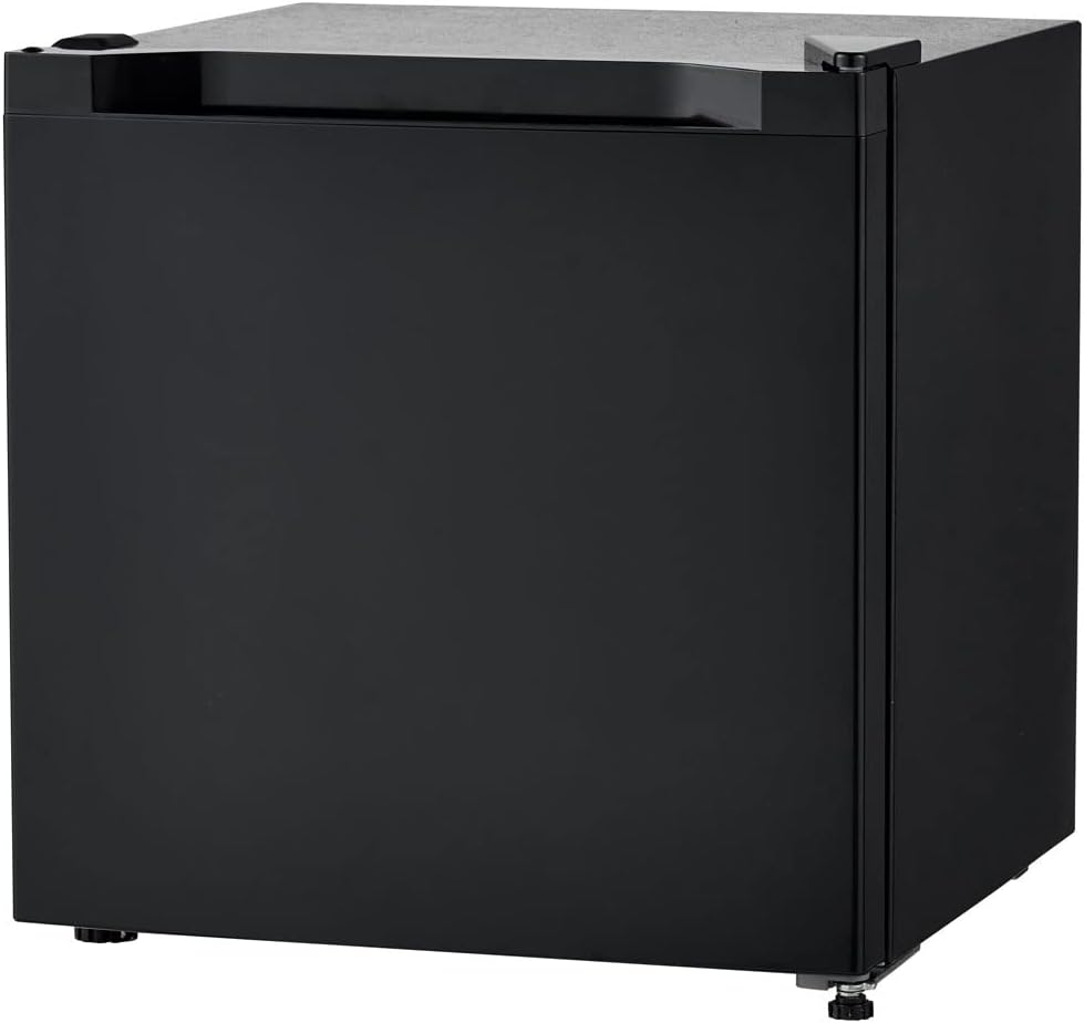 新生活に最適な31L ブラック冷凍庫 直冷式 1ドア