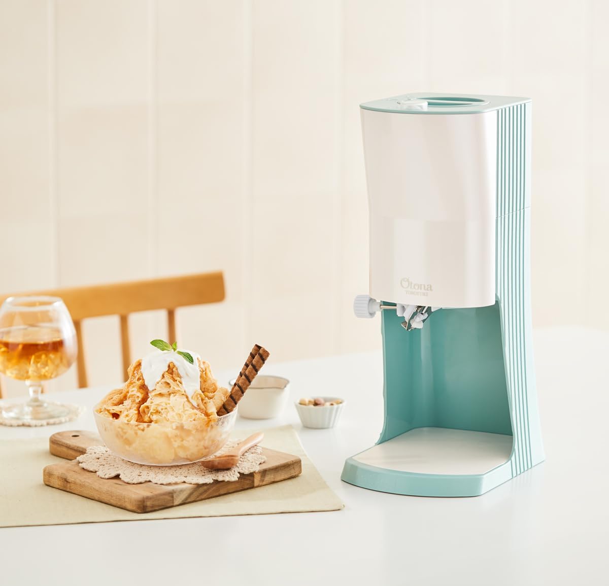 とろ雪プライム グリーン 電動かき氷器 ふわふわかき氷機（レシピ本付き）