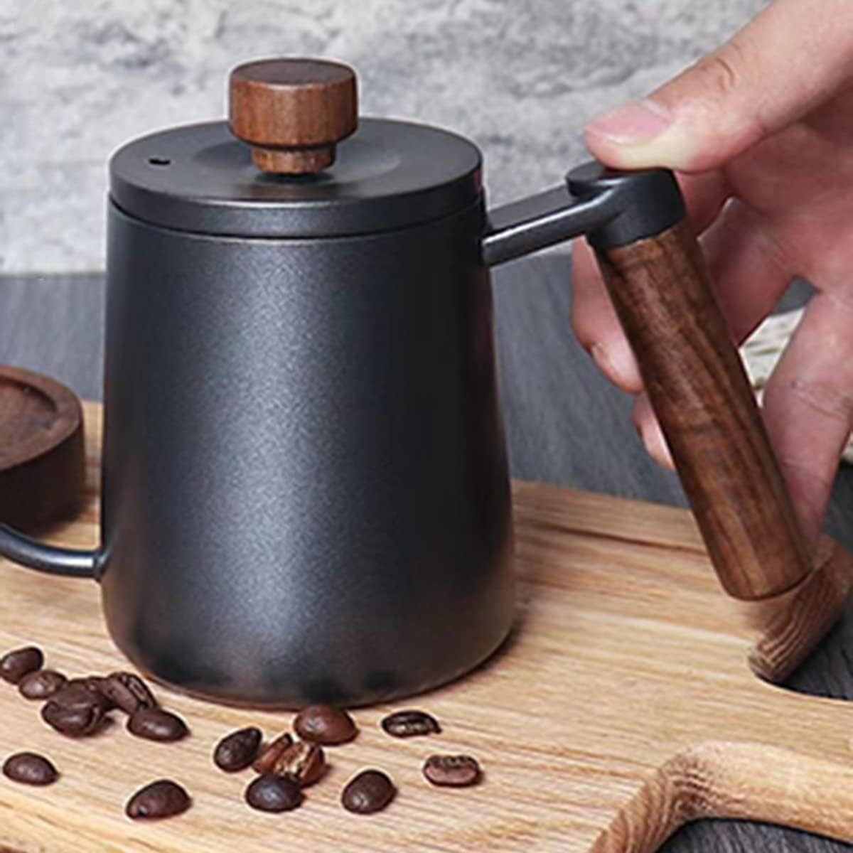 胡桃木柄 ステンレス製 コーヒードリップポット 580ML 直火用 蓋付き アウトドア 1~2人用
