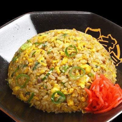 8食セットの名物チャーハン