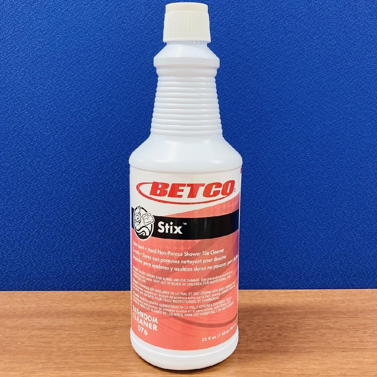 トイレ・シャワールーム用サニテック洗浄剤946ml