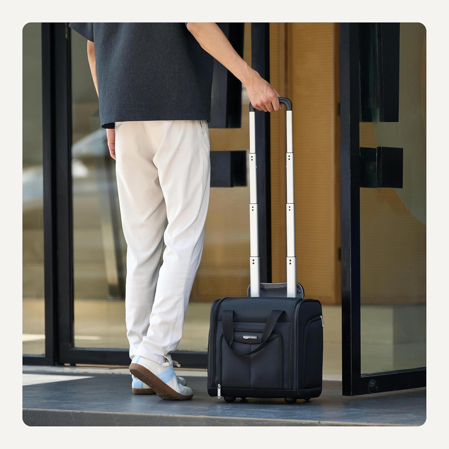座席下収納キャリーバッグ - Amazonベーシック