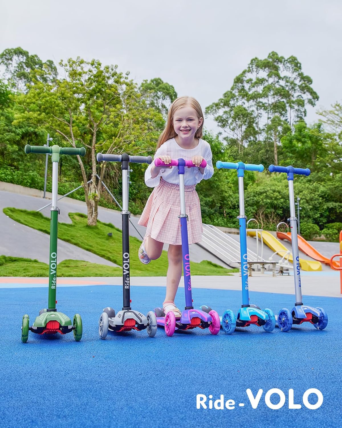 子供向け三輪キックスクーター LED光るタイヤ・三段階高さ調整・耐荷重50kg・ブラック