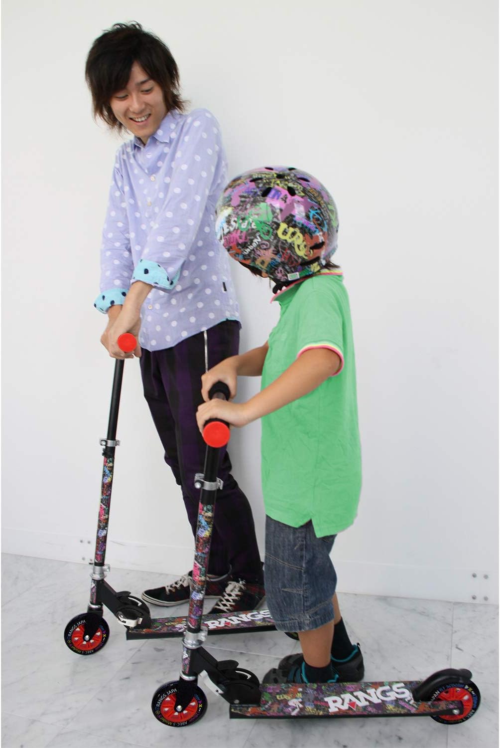 折りたたみ式ブラック軽量スクーター RANGS R1 3段階調整