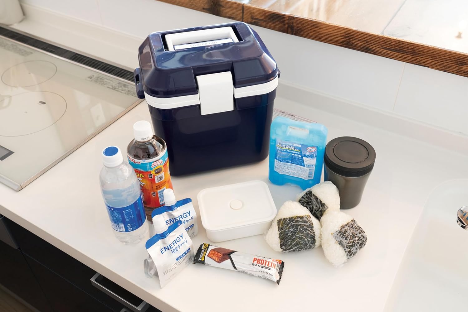 フォレスクルー 7L ダークブルークーラーボックス - 軽量・保冷機能付き、500mlペットボトル収納可、ショルダーベルト付