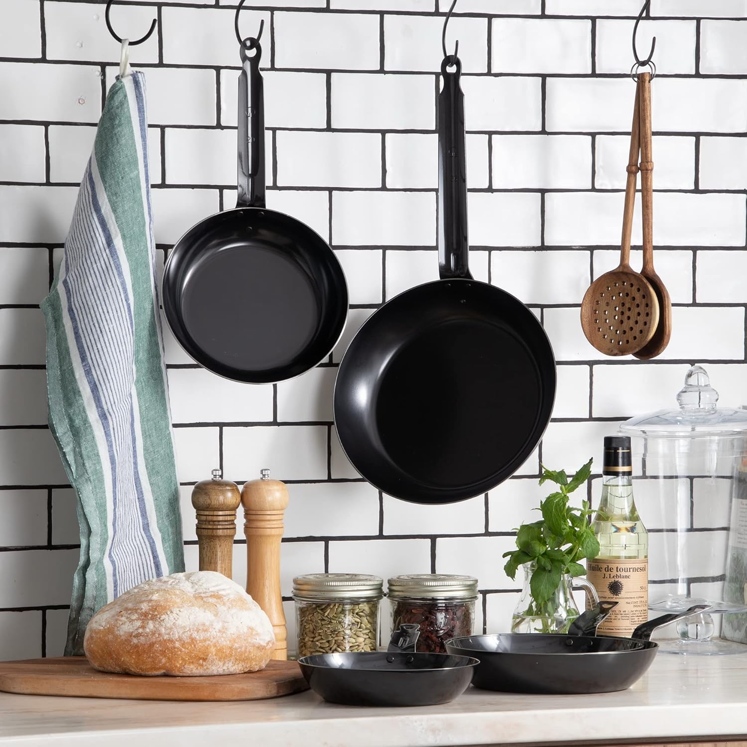 業務用 IH対応 鉄フライパン 24cm 厚板黒皮仕様・高熱伝導