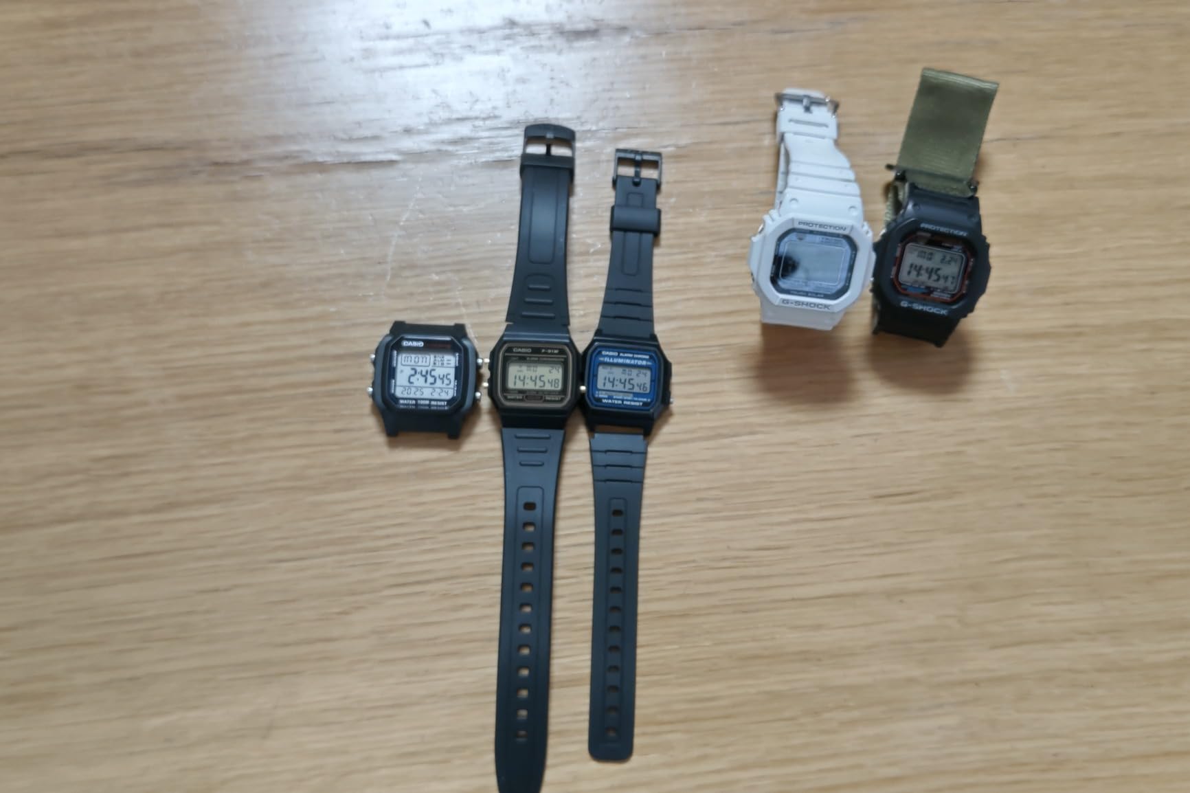 メンズ ブラック カシオ コレクション 腕時計 F-105W-1AWJH