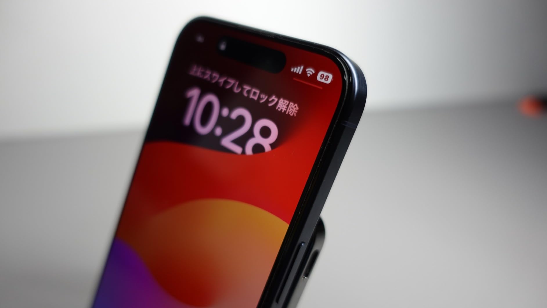 2024年版 LUCKYDUO MagSafe対応モバイルバッテリー 5000mAh 2台同時充電可能 スタンドセット (グレー)