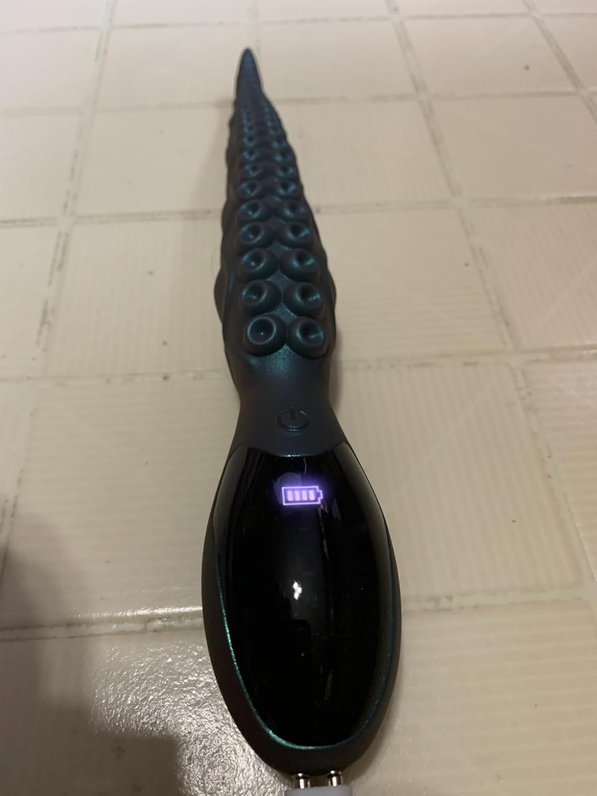 タコ型電動バイブ|9種類の振動モード|防水・USB充電・シリコン製
