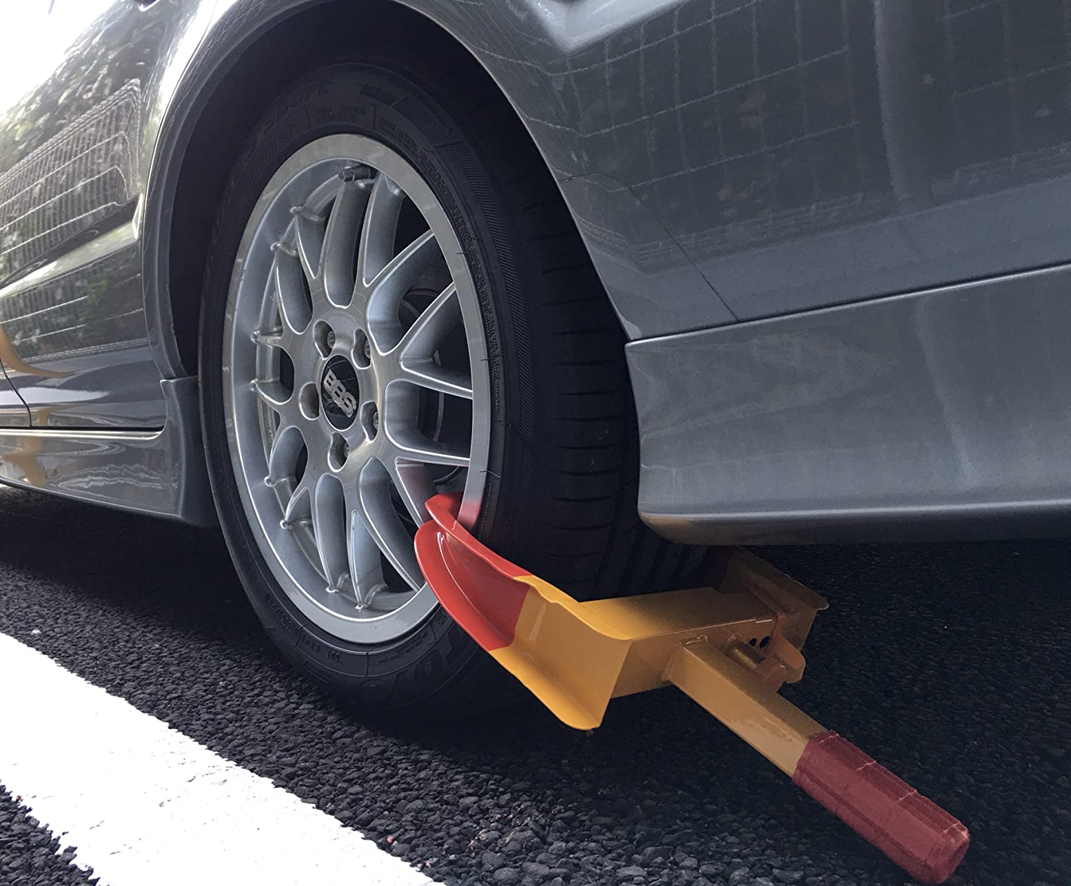 盗難防止 タイヤロック 自動車用ホイールロック 簡単設置・頑丈 (1個)