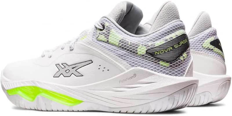 バスケットボールシューズ NOVA SURGE LOW【アシックス】