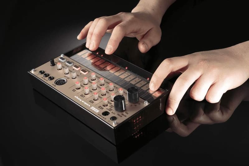 KORG volca keys ポリフォニックアナログシンセサイザー 16ステップシーケンサー 充電不要コンパクト