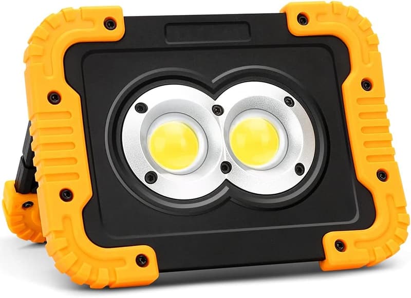 屋外用充電式LED投光器 16000lm 防水 IP44 折り畳み式 コンパクト 3点灯モード 充電式マグネット付き