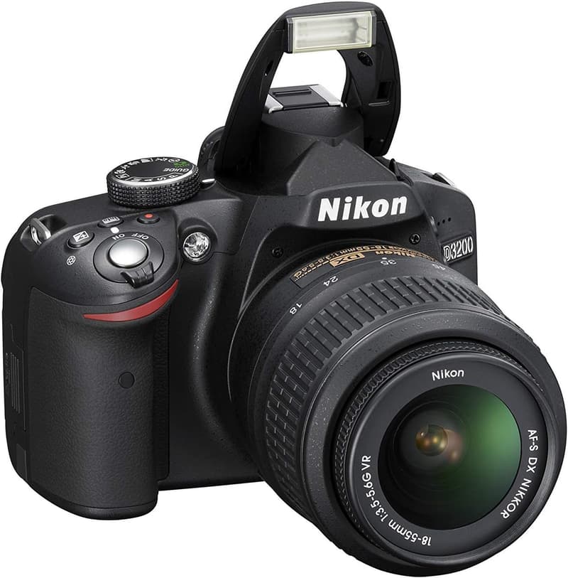 Nikon デジタル一眼レフカメラ D3200 レンズキット（AF-S DX NIKKOR 18-55mm VR） ブラック