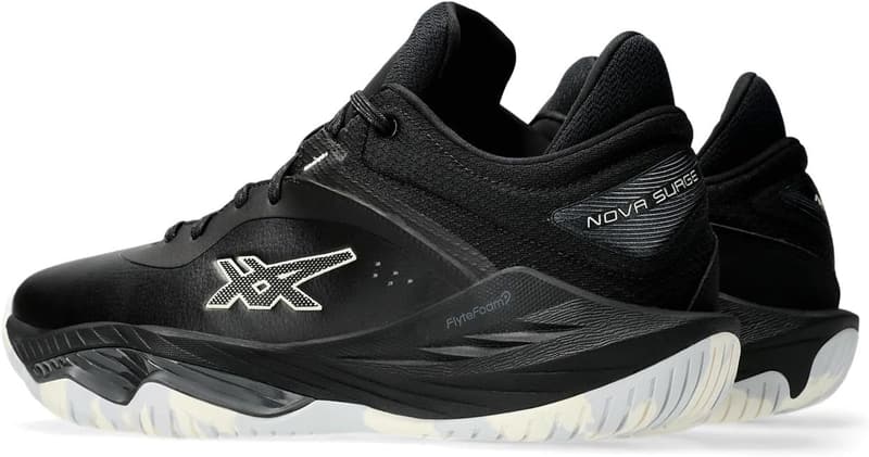 バスケットボールシューズ NOVA SURGE LOW【アシックス】