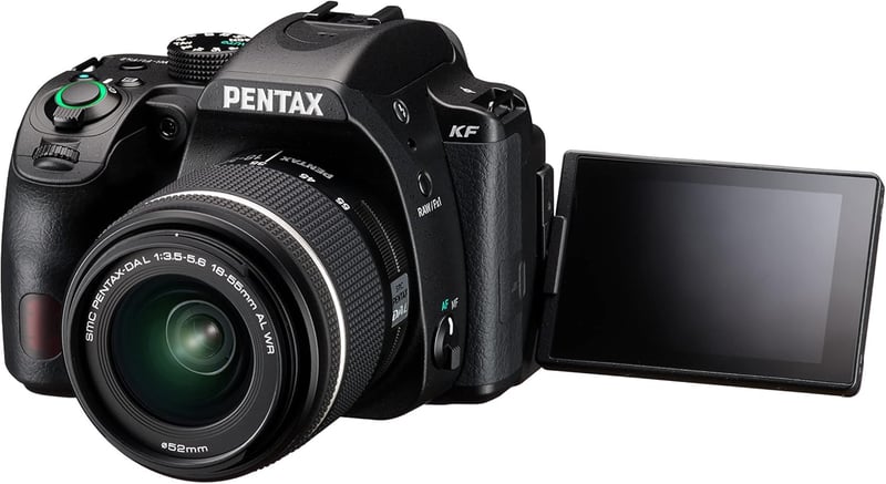 PENTAX KF 18-55WR レンズキット ブラック APS-Cデジタル一眼レフカメラ【2424万画素・最高ISO102400】