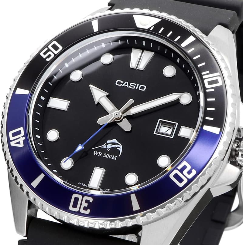 ダイバーウォッチ メンズ ブラック × ブルーベゼル CASIO MDV-106B-1A1V