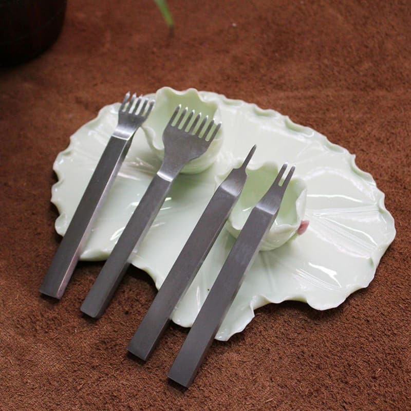 菱目打ち 4本セット（4mmピッチ） - レザークラフト用工具