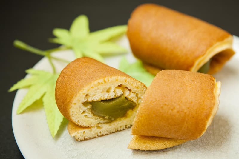 和菓子銘菓セット(梅): 国産あずき使用、焼き菓子・ようかん・栗まんじゅうの詰め合わせ