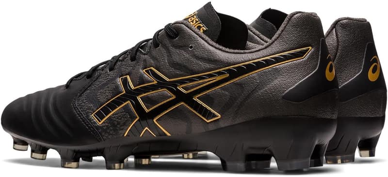 サッカースパイク「アシックス ULTREZZA 2」