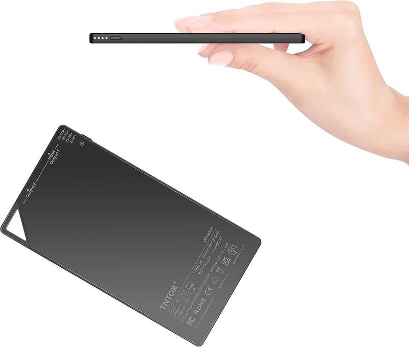 モバイルバッテリー 5000mAh 軽量 超薄型 Type-C入力 ブラック スマホ充電器