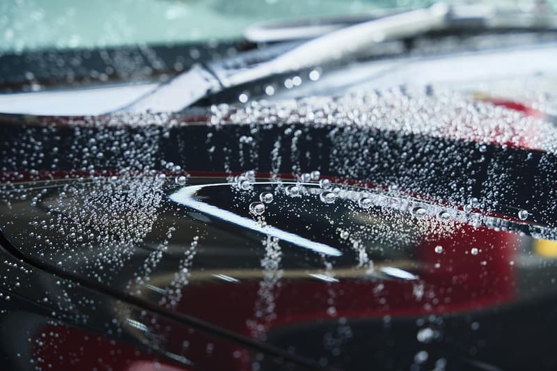 【車用コーティング剤】超強力撥水・防汚・艶出し 400ml (カーボンナノチューブ・グラフェン・チタン配合)