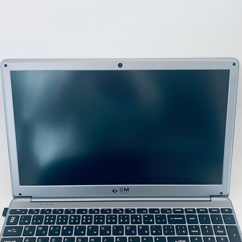 薄型15.6インチノートパソコン【Windows 11・Office搭載・8GBメモリ・256GB SSD】