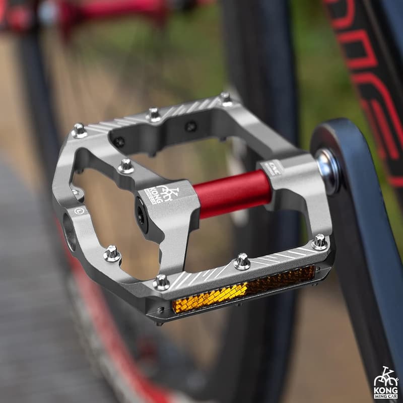 高回転性能フラットペダル シールドベアリング×3 滑り止め付き ロードバイク・クロスバイク用