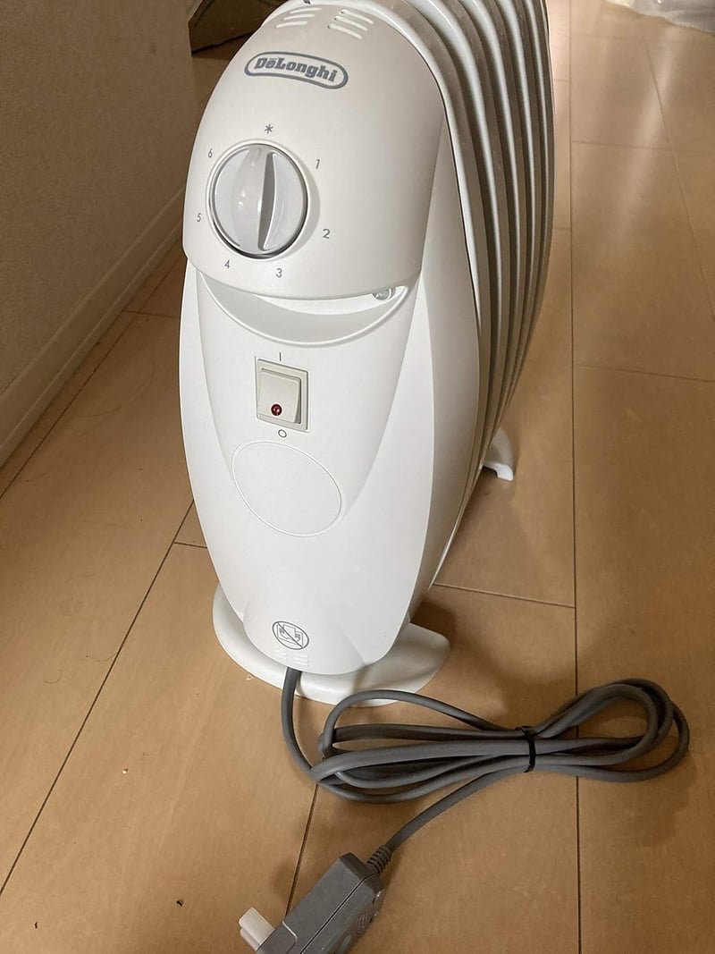 DeLonghi 小型オイルラジエターヒーター TRN0505JS 【1～3畳用】