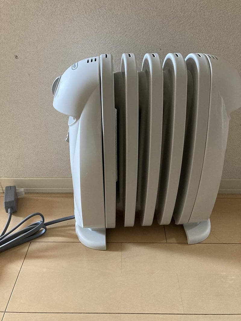 DeLonghi 小型オイルラジエターヒーター TRN0505JS 【1～3畳用】