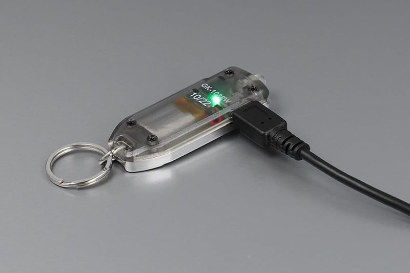 充電式・電池式 小型LED懐中電灯 キーライト 15-250ルーメン