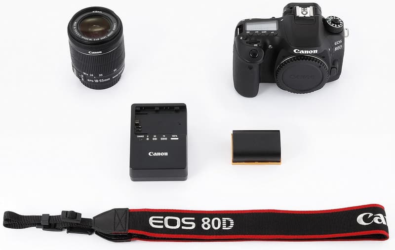 Canon デジタル一眼レフカメラ EOS 80D レンズキット EF-S18-55mm F3.5-5.6付き
