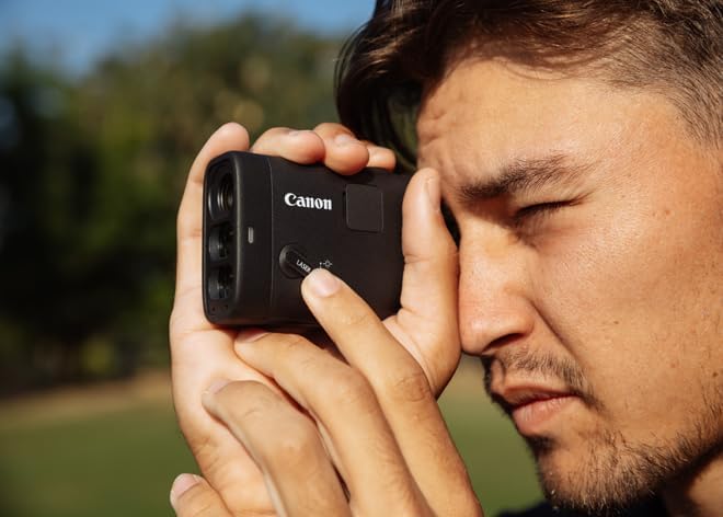 ゴルファー向け Canon PowerShot GOLF 手ブレ補正レーザー距離計