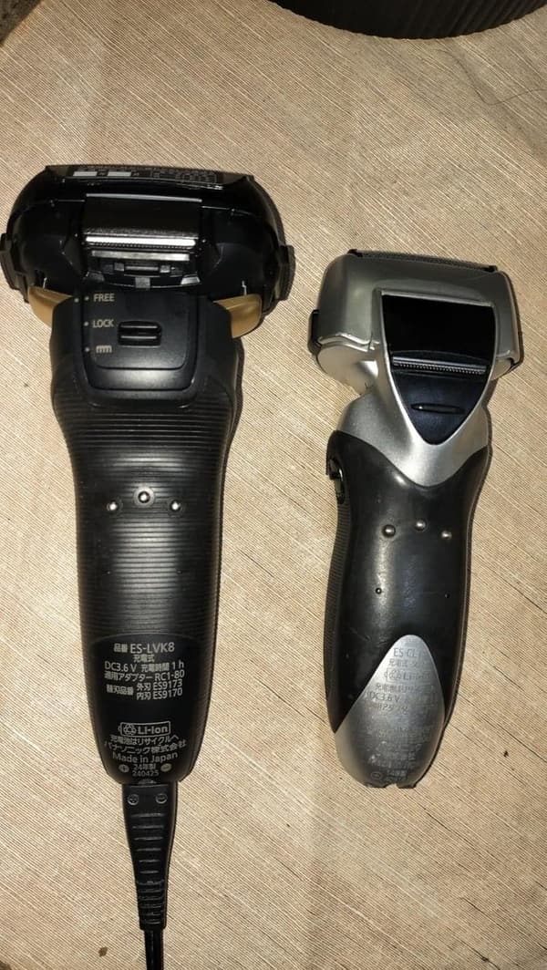 ラムダッシュ メンズシェーバー 5枚刃 洗浄器付き（パナソニック）