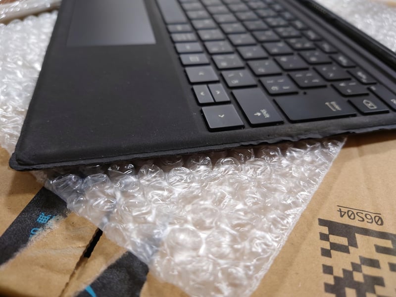 マイクロソフト Surface Pro 専用 ブラック タイプカバー