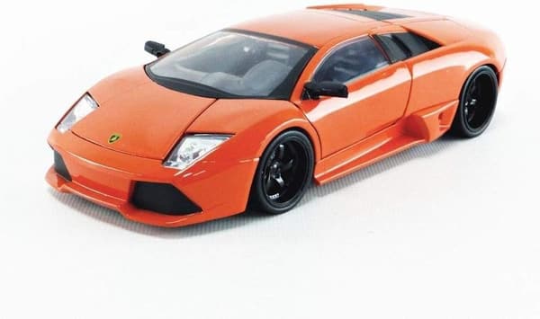 ワイルド・スピード ローマンのランボルギーニ ミニカー 1/24 ダイキャストメタル