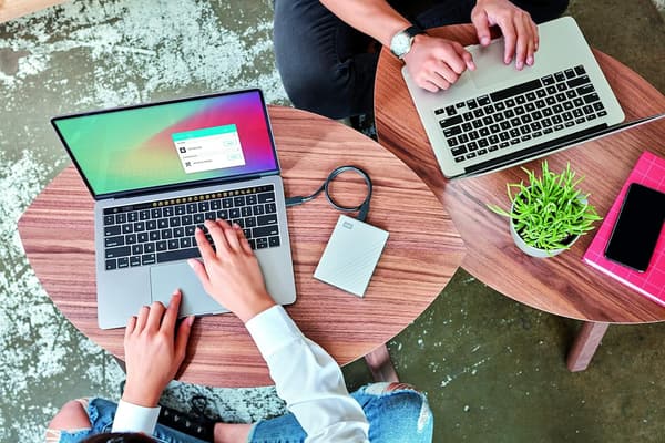 Mac対応ポータブル4TBハードディスク - USB TYPE-C、タイムマシン対応、3年保証