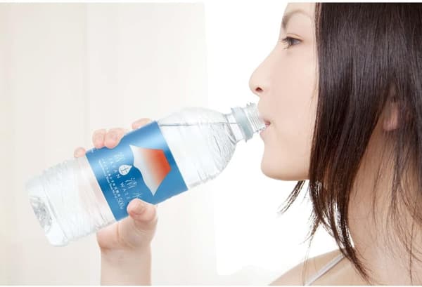 バナジウム＆シリカ天然水500ml 24本セット【富士清水】