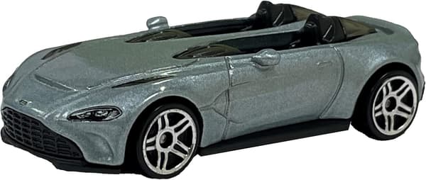 アストンマーチン V12 スピードスター ホットウィール ベーシックカー