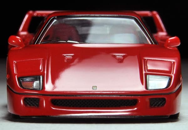 フェラーリF40 赤 完成品 1/64 トミカリミテッドヴィンテージ ネオ