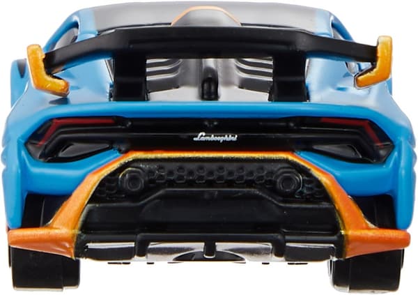 ランボルギーニ ウラカン STO ミニカー (箱入り) 3歳以上 産業安全基準合格 TOMICA