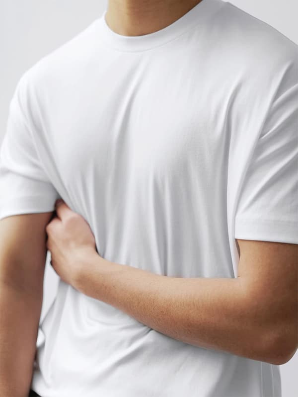 メンズ クルーネック 半袖Tシャツ 綿100% 無地 定番 ビジカジ 柔らかい肌触り 洗える 防シワ加工