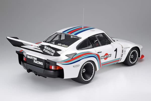 ポルシェ935マルティーニ 1/12プラモデル エッチングパーツ付き