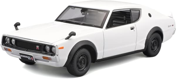 1973日産スカイライン2000GT-R KPGC110 1/24ダイキャストミニカー（ホワイト）