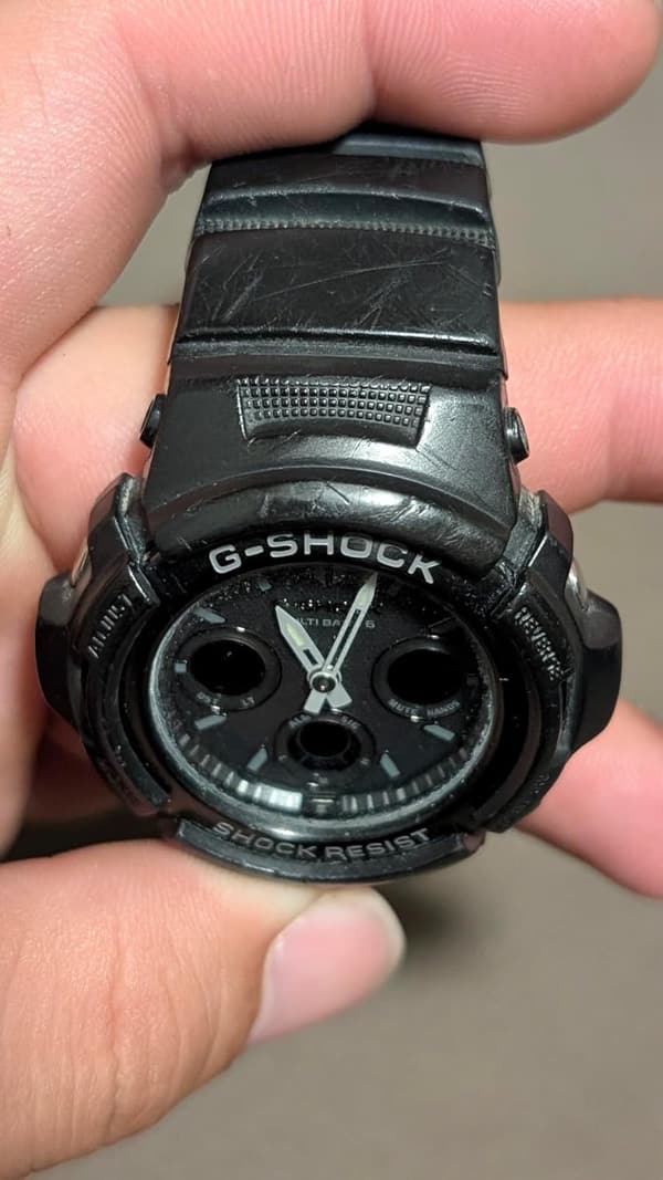 G-SHOCK メンズ タフソーラー 電波時計 MULTIBAND 6 AWG-M100B-1A
