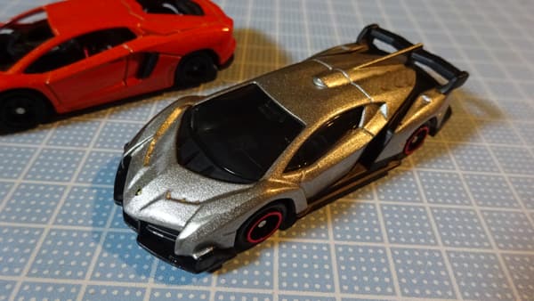 トミカ No.118 ランボルギーニ ヴェネーノ ミニカー おもちゃ 3歳以上 STマーク認証