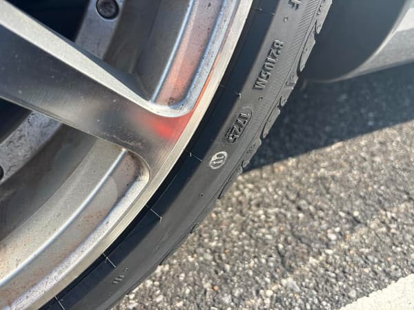 パワジー225/40R19サマータイヤ4本セット93Y XL