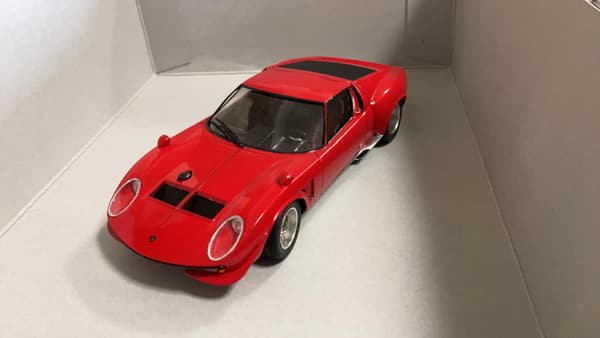 ランボルギーニ イオタ SVR プラモデル 1/24スケール HC14